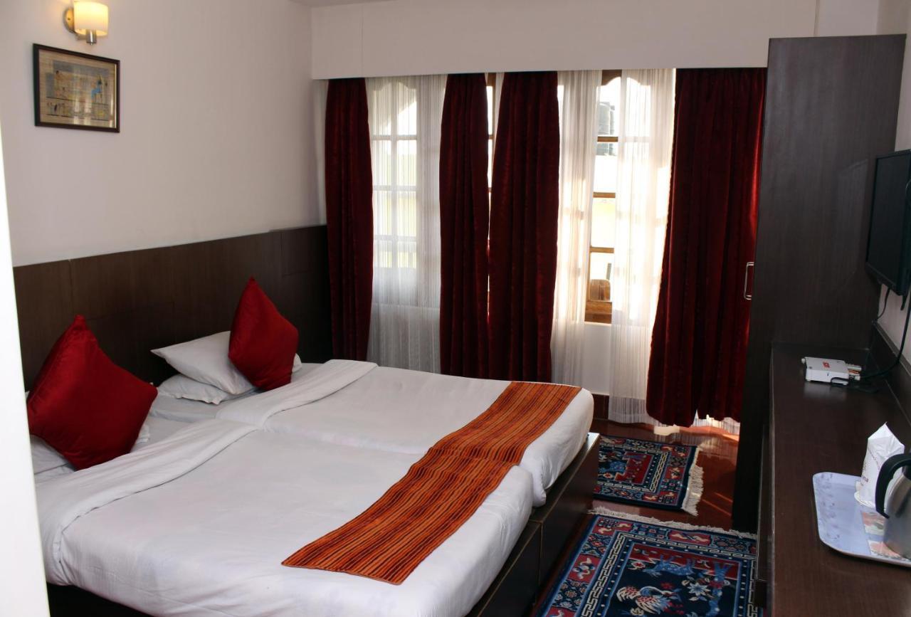 Hotel Tarayana Gangtok Kültér fotó