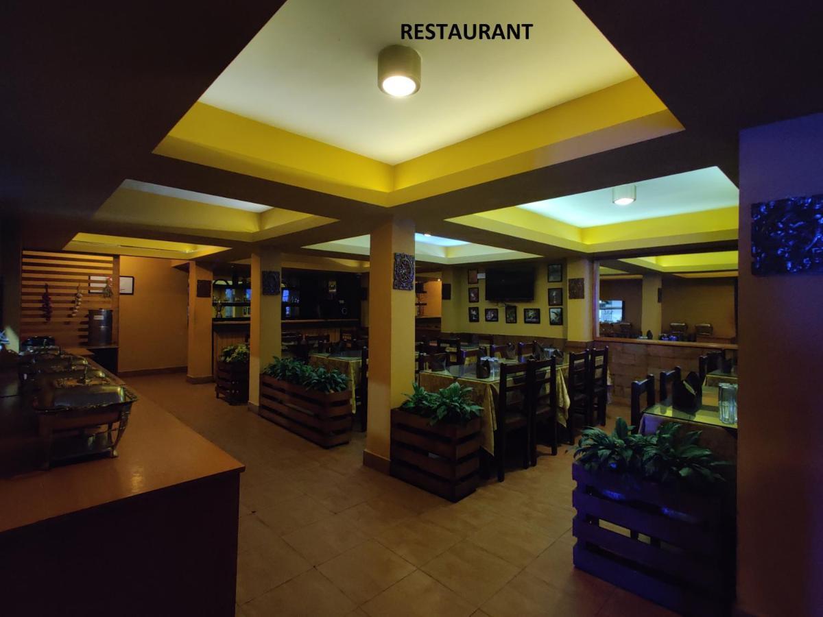 Hotel Tarayana Gangtok Kültér fotó