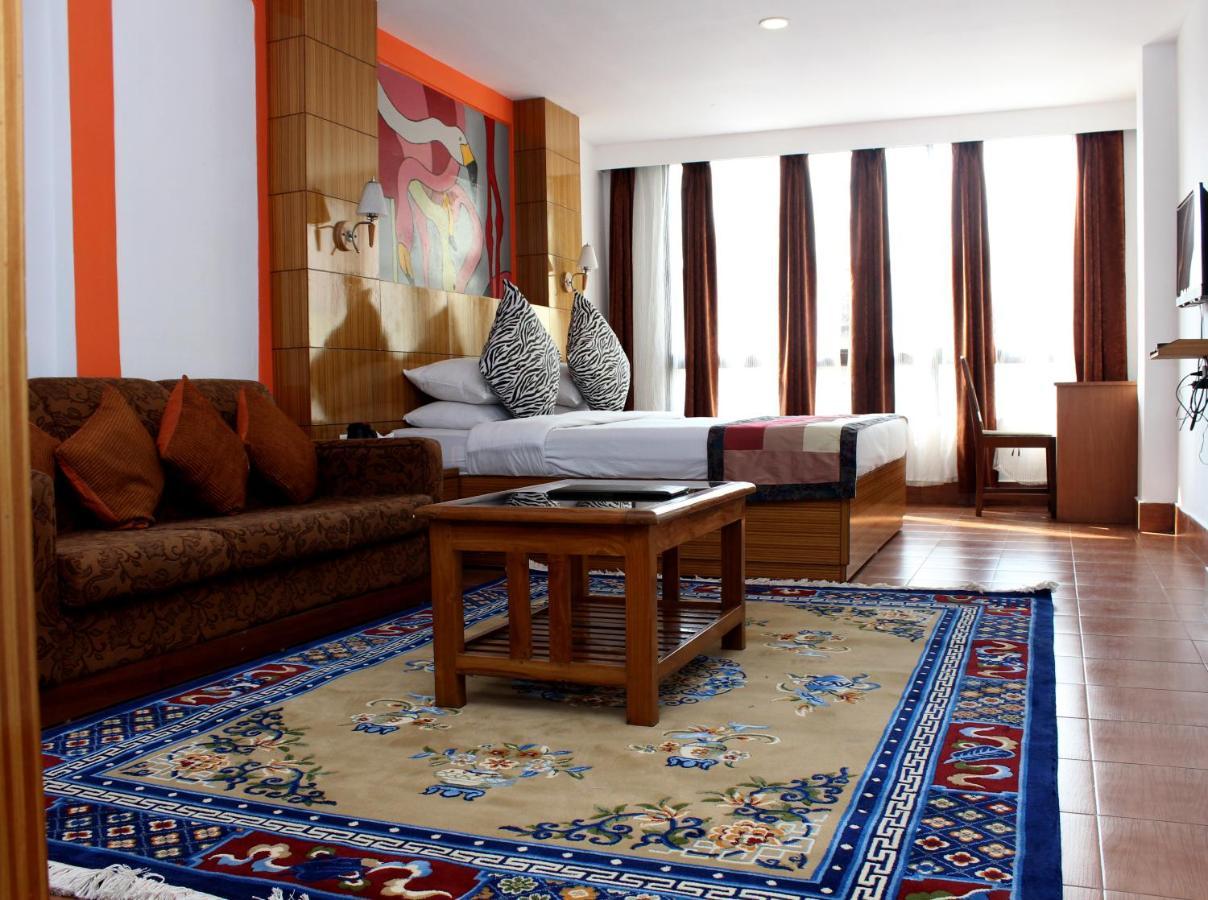 Hotel Tarayana Gangtok Kültér fotó