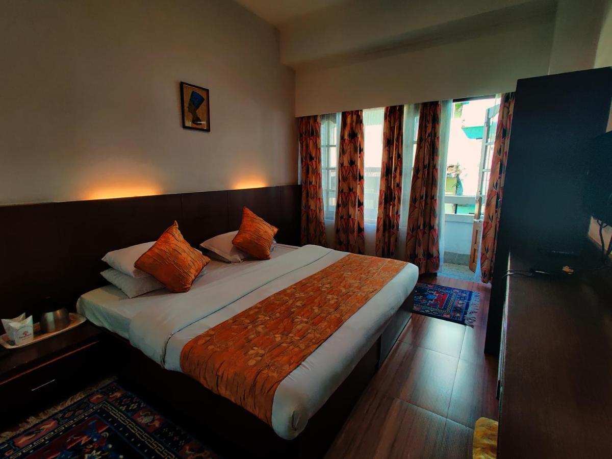 Hotel Tarayana Gangtok Kültér fotó